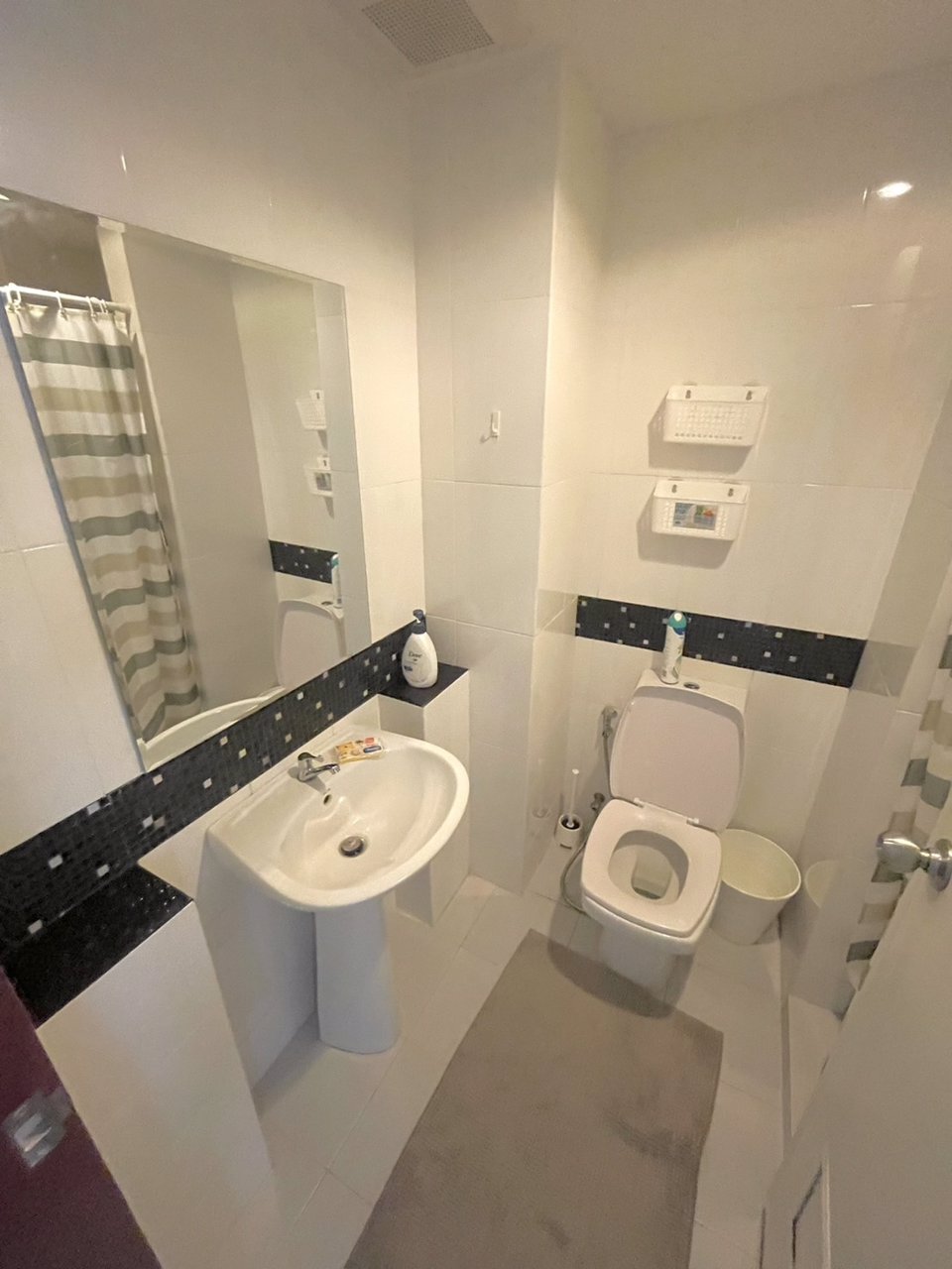 ขายคอนโด-แนวรถไฟฟ้า-ฟรีค่าใช้จ่ายวันโอน-the-hub-condo-ย่านรามคำแหง-164