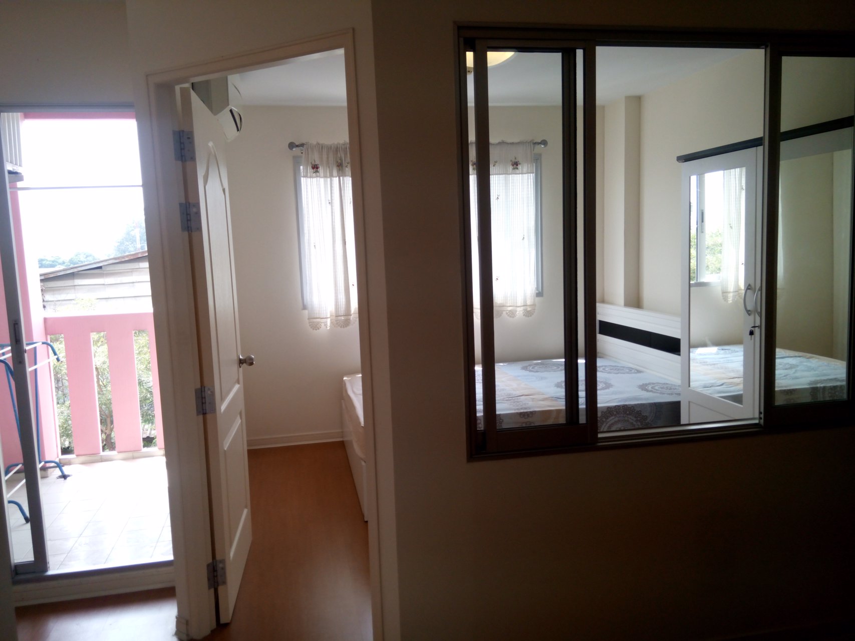 ให้เช่า-คอนโดลุมพินีทาวน์-ถนนรัตนาธิเบศร์-ติดรถไฟฟ้าสายม่วง-