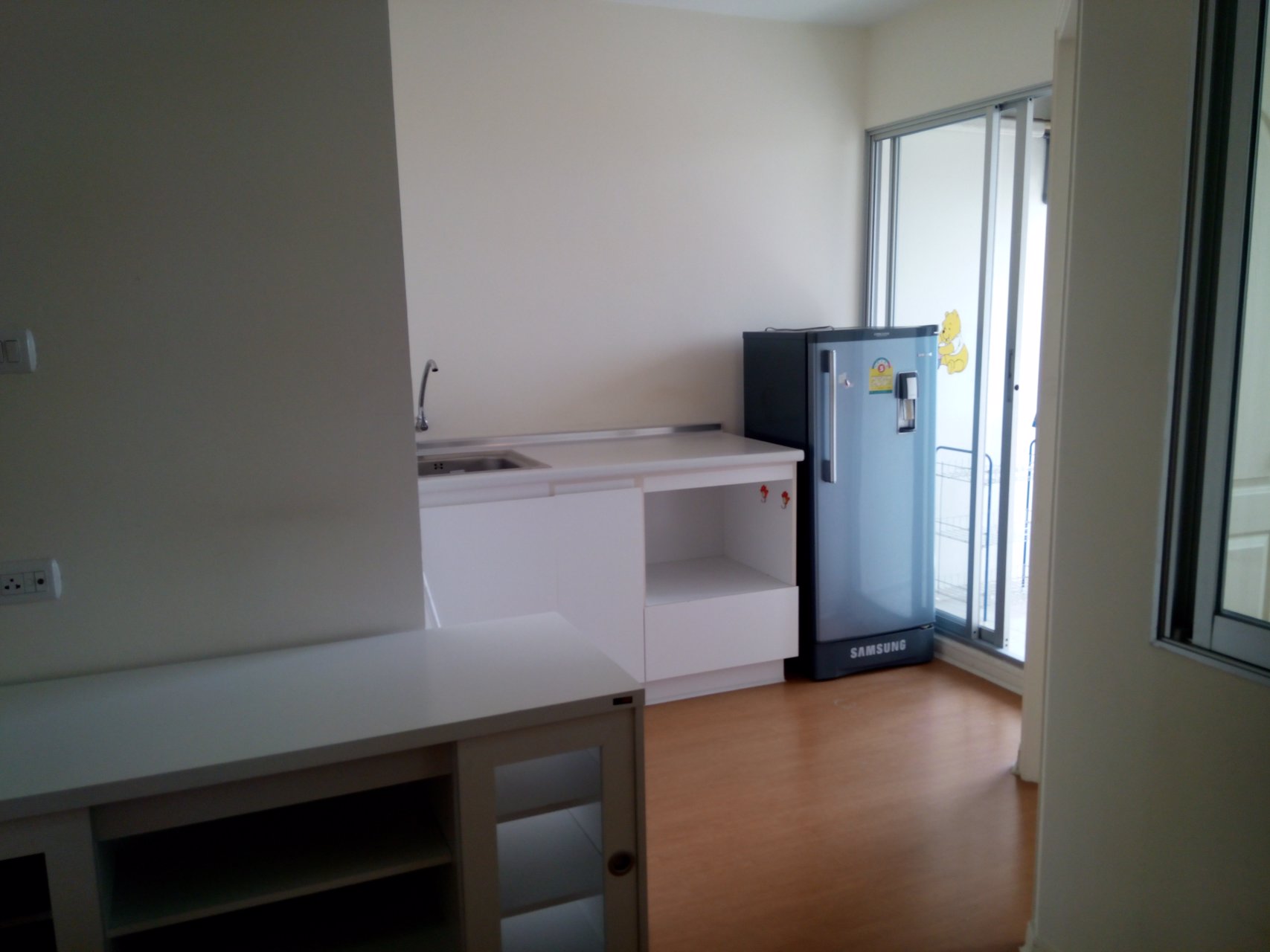 ให้เช่า-คอนโดลุมพินีทาวน์-ถนนรัตนาธิเบศร์-ติดรถไฟฟ้าสายม่วง-