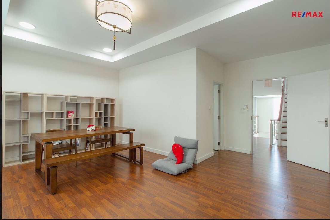 ขายทาวน์โฮม-4นอน-มเออร์เบิน-สาทร-ติดถราชพฤกษ์-ใกล้รถไฟฟ้า-bts-mrtบางหว้า