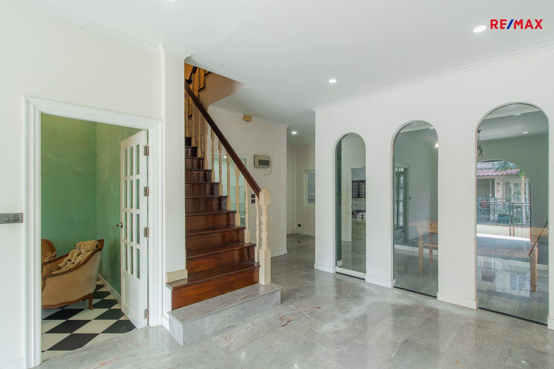 ขายบ้านแฝดรีโนเวทพร้อมอยู่-มรติรมย์3-ถสวนผัก32-บางกราย-ใกล้-central-westville