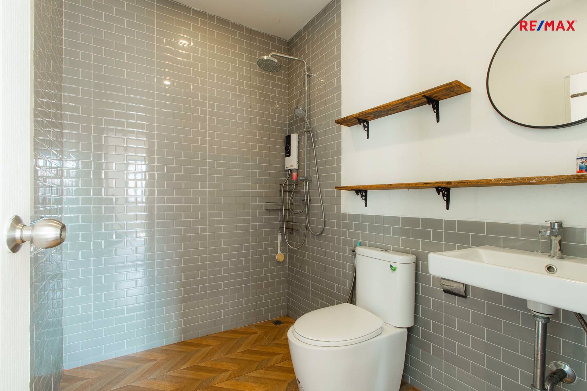 ขายบ้านแฝดรีโนเวทพร้อมอยู่-มรติรมย์3-ถสวนผัก32-บางกราย-ใกล้-central-westville