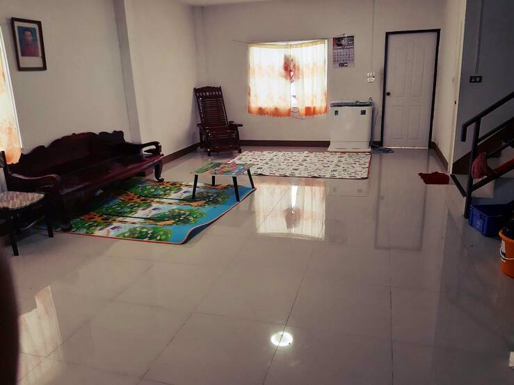 ขายด่วน-บ้านทาวน์เฮ้า-3-ห้องนอน-2-ห้องน้ำ-พื้นที่-51-ตารางวา-ราคา-2200000-บาท