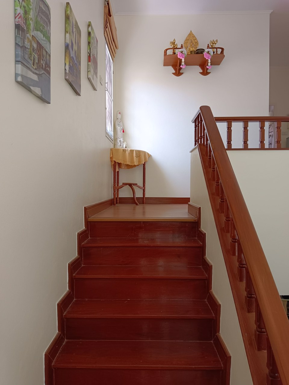 ขายบ้านเดี่ยว-หมู่บ้านปรีชาร่มเกล้า-โครงการห่างถนนใหญ่ประมาณ-150-เมตร-ใกล้สถานีรถไฟฟ้า-2-สาย