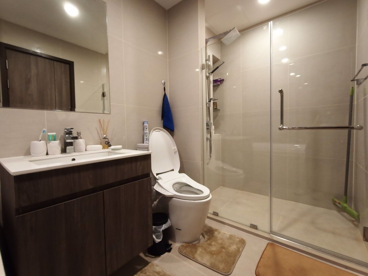 room-for-rent-25000-month