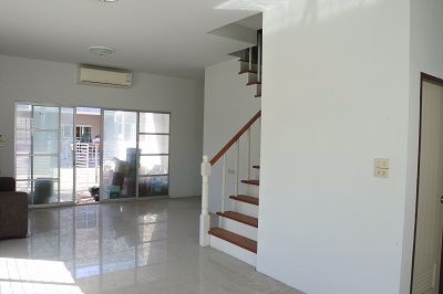 ขายทาวน์เฮ้าส์-2-ชั้น-มบเต็มสิริ-อเวนิว-รามอินทรา117-ราคาถูก