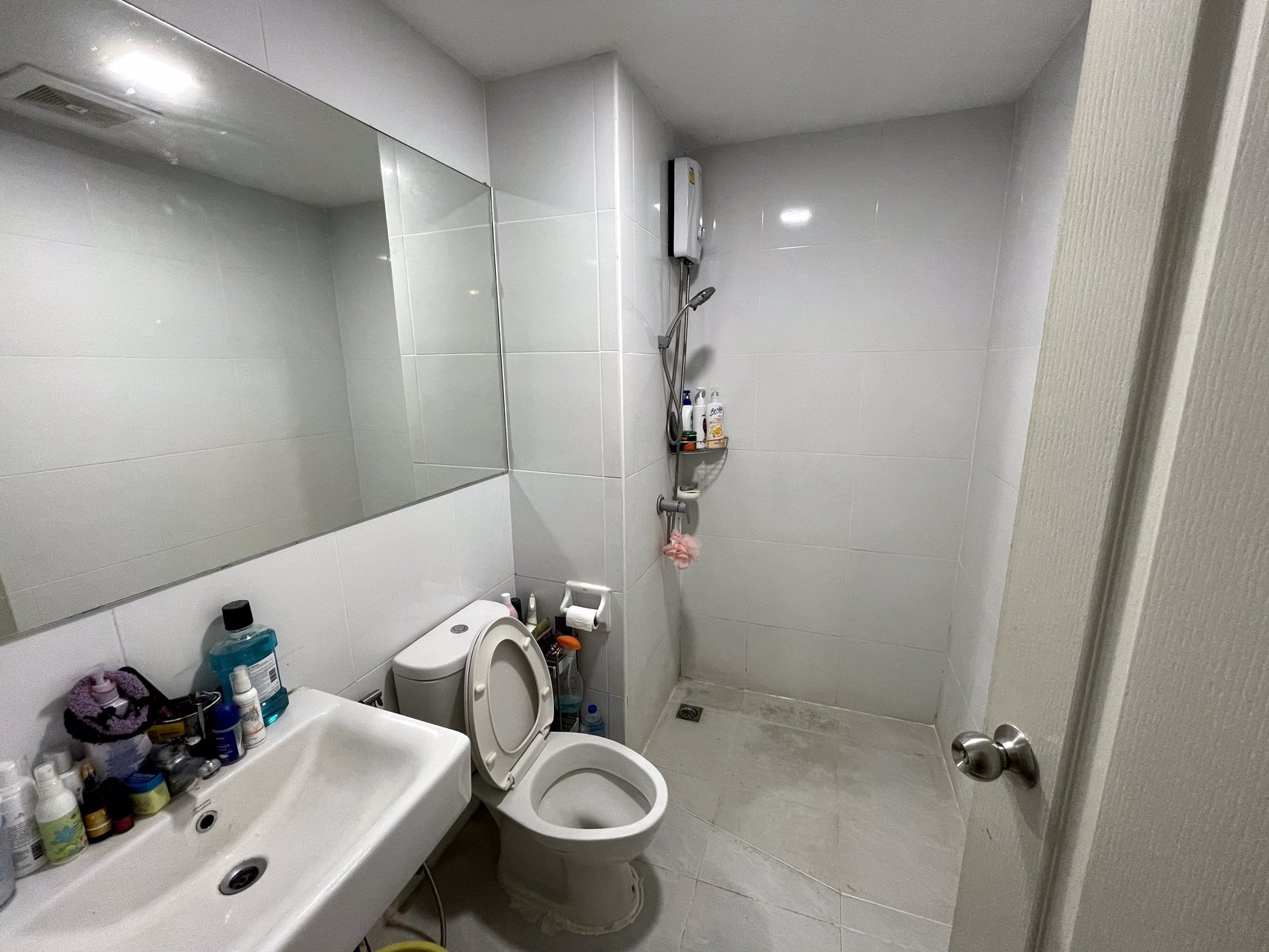 ขายด่วน-กู้-100-คอนโด-โมเดิร์นคอนโด-2-ซอยกำนันแม้น-3