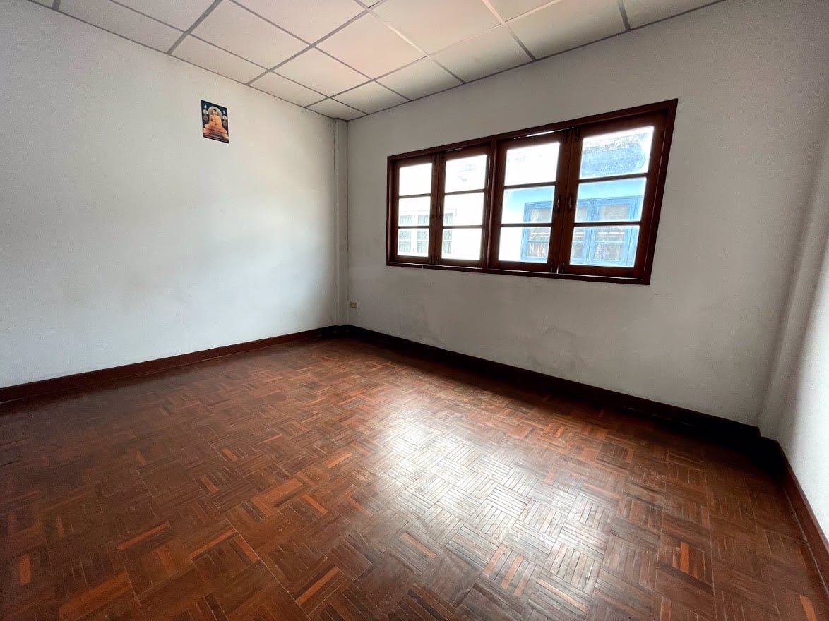 ขายทาวน์เฮาส์-พุทธชาด-บางบัวทอง-โซนหน้าโครงการ-หลังสุดท้าย