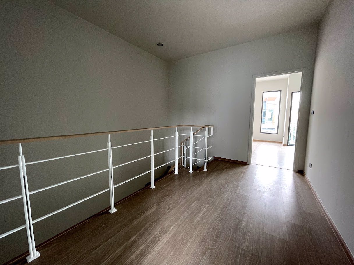 ขายถูก-หลังสุดท้าย-the-vision-ลาดพร้าว-นวมินทร์-ทาวน์โฮม-หลังมุม-หน้ากว้าง-4-นอน-4-น้ำ