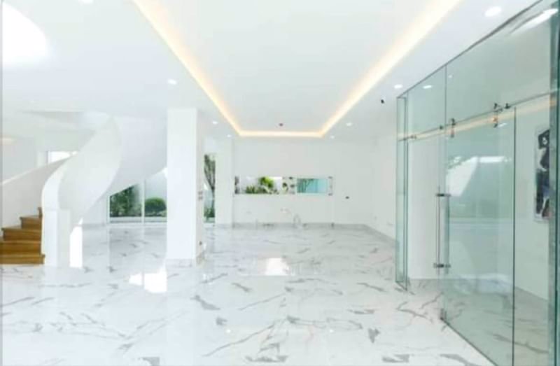 บ้านหรู-style-modern-luxury-โดดเด่นมีเอกลักษณ์