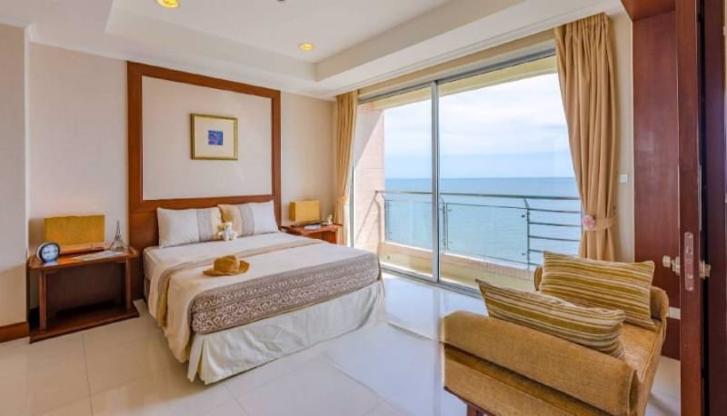 ขายคอนโดหรูติดชายทะล-ลองบิช-ชะอำ-สำหรับเป็นที่อยู่อาศัยหรือเป็นบ้านพักตากอากาศ