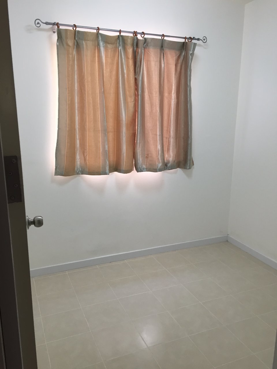 ให้เช่าทาวน์เฮ้าส์-สามพราน-ไร่ขิง