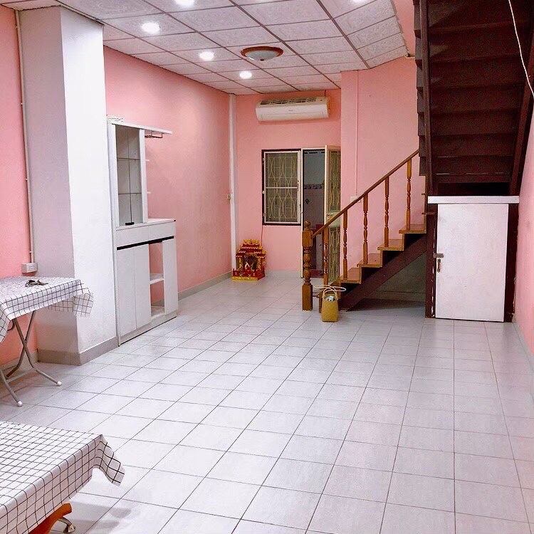 ให้เช่าทาวน์โฮมเจ้าของให้เช่าเอง-หมู่บ้านตะวันนาซอย-10-สนามบินน้ำ