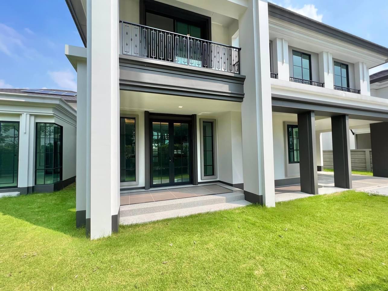 ขายบ้านเดี่ยว-แปลงมุม-ติดคลับเฮาส์ริมน้ำ-บรรยากาศดี-โครงการใหม่หมู่บ้านเศรษฐสิริ-พระราม-5