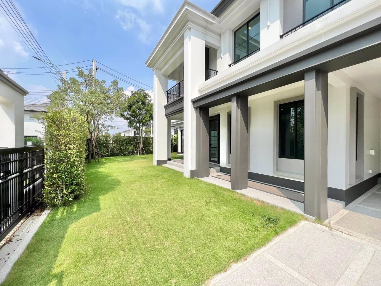 ขายบ้านเดี่ยว-แปลงมุม-ติดคลับเฮาส์ริมน้ำ-บรรยากาศดี-โครงการใหม่หมู่บ้านเศรษฐสิริ-พระราม-5