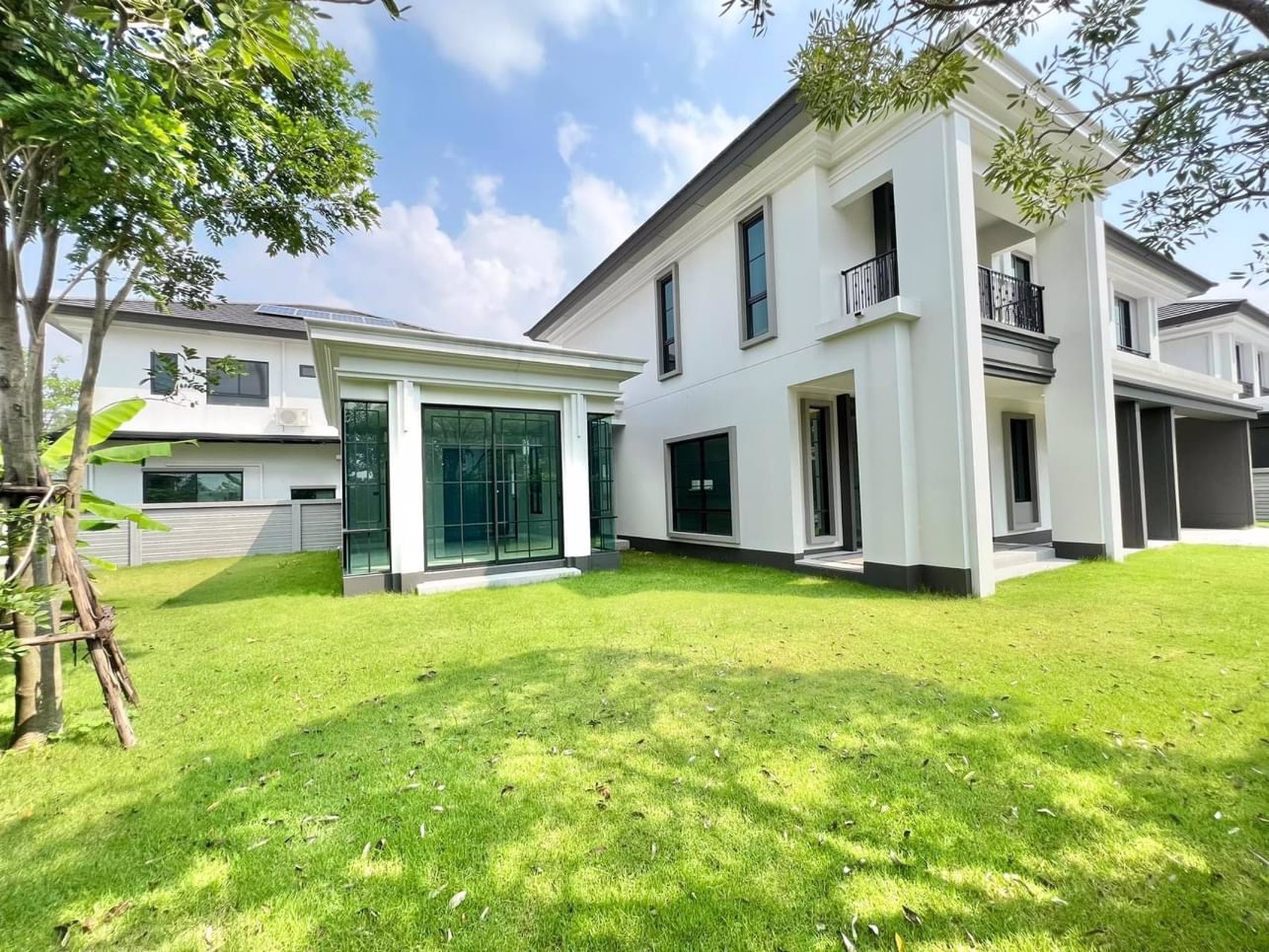 ขายบ้านเดี่ยว-แปลงมุม-ติดคลับเฮาส์ริมน้ำ-บรรยากาศดี-โครงการใหม่หมู่บ้านเศรษฐสิริ-พระราม-5