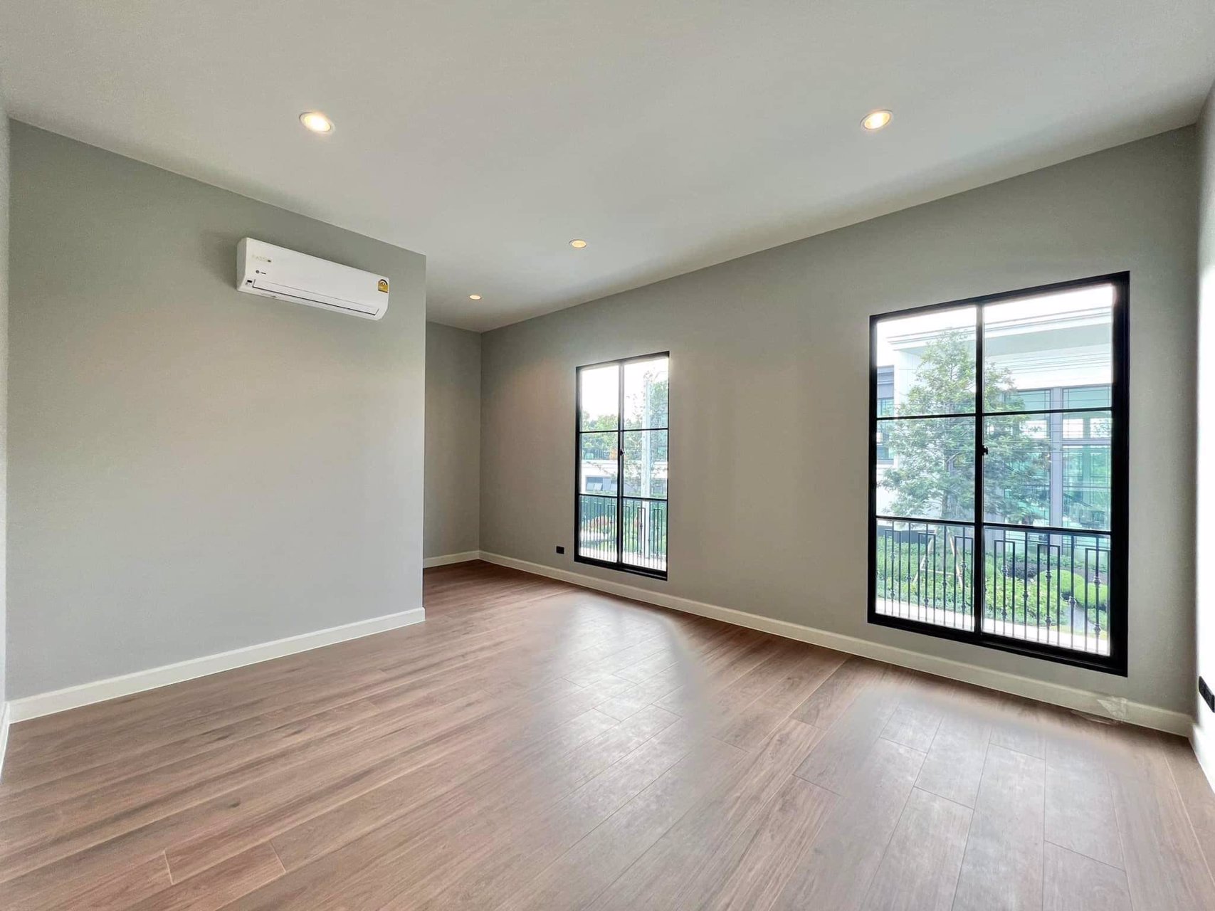 ขายบ้านเดี่ยว-แปลงมุม-ติดคลับเฮาส์ริมน้ำ-บรรยากาศดี-โครงการใหม่หมู่บ้านเศรษฐสิริ-พระราม-5