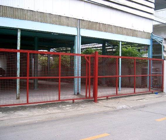 ที่ดินถนนเทพารักษ์-กม1-ขายเฉพาะที่ดินหรือพร้อมสิ่งปลูกสร้าง