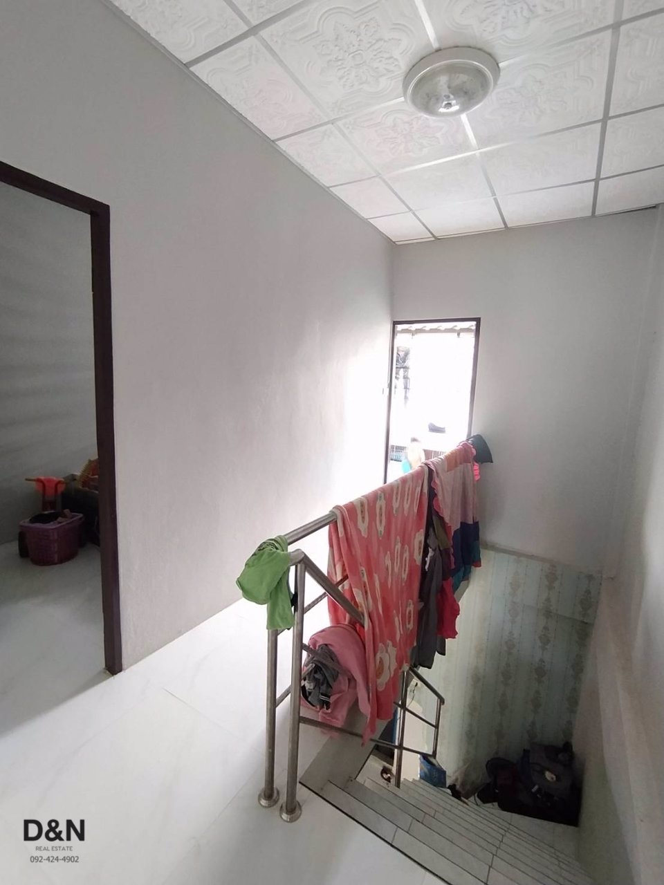 ขาย-ทาวน์เฮ้าส์-ซอยนวลทอง-อ้อมน้อย-กระทุ่มแบน-ติดถนนซอย-ทำเลค้าขาย