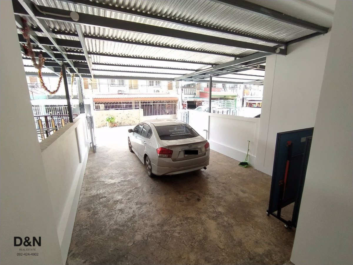 ขาย-ทาวน์โฮม-ใจกลางมหาชัย-ติด300ห้อง-สภาพใหม่มือ1-ใกล้ถนนเอกชัย