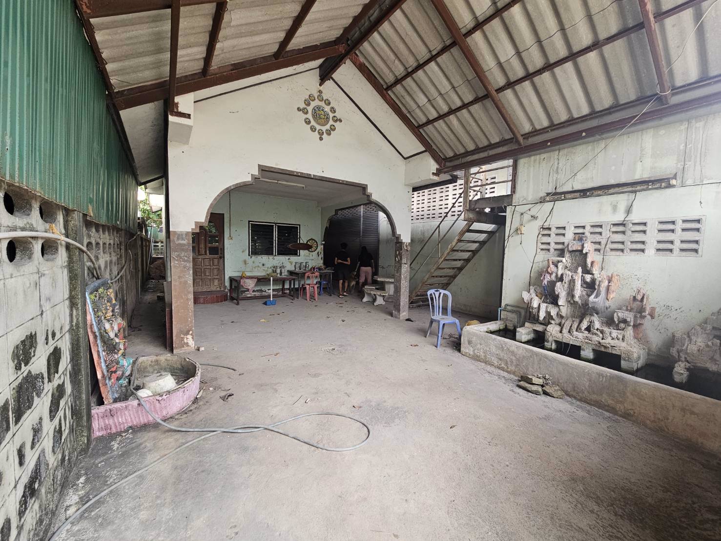 ขายที่ดินพร้อมสิ่งปลูกสร้างหลังหมู่บ้านอ่างทองธานี-กระทุ่มแบน