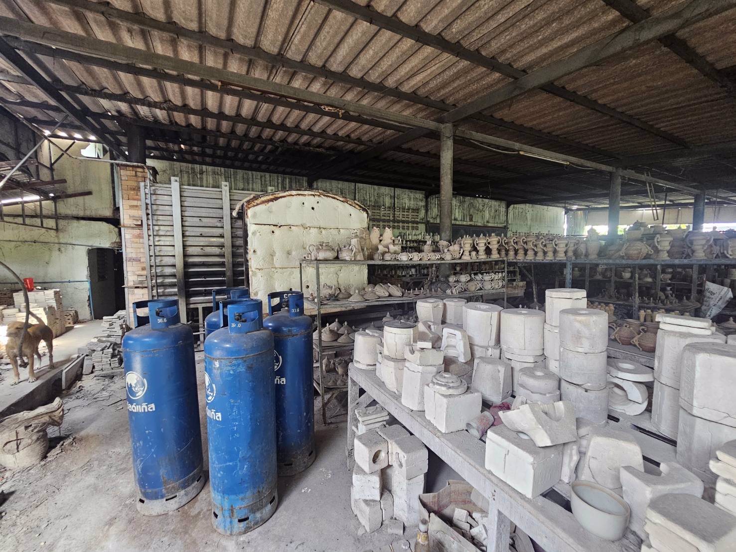 ขายที่ดินพร้อมสิ่งปลูกสร้างหลังหมู่บ้านอ่างทองธานี-กระทุ่มแบน