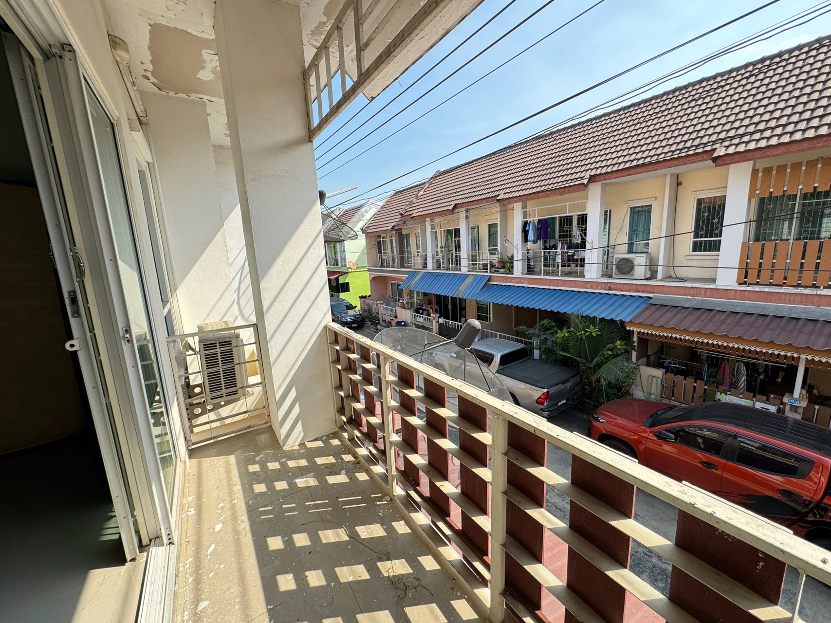 ขายทาวน์เฮ้าส์-2ชั้น-หมู่บ้านณัฐยาซอย3ค่ายกำแพงเพชร