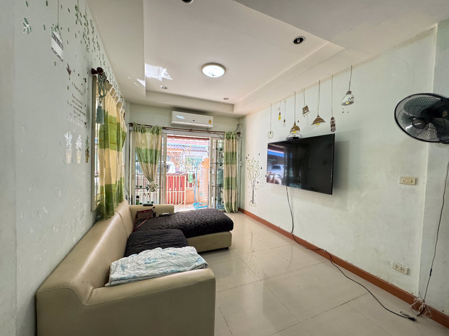 ขายทาวน์เฮ้าส์-2ชั้น-หมู่บ้านณัฐยาซอย3ค่ายกำแพงเพชร