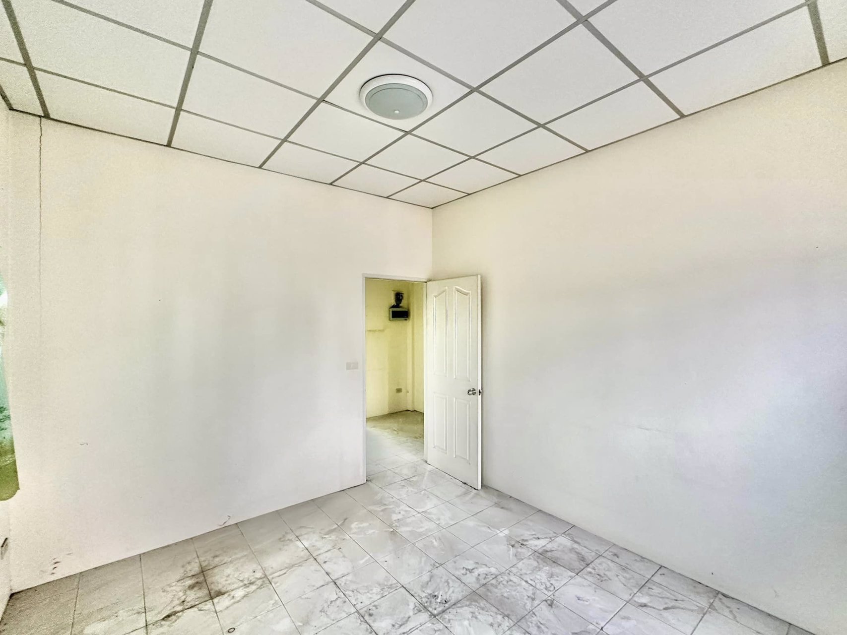 ขายด่วน-ขายถูก-ทาวน์เฮาส์-2หลัง-พื้นที่-80-ตรว