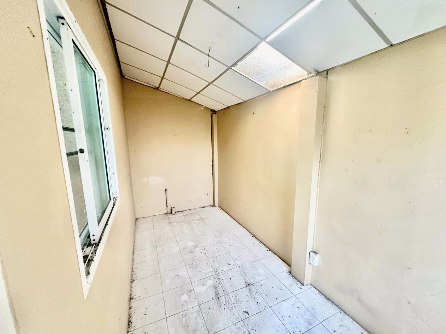 ขายด่วน-ขายถูก-ทาวน์เฮาส์-2หลัง-พื้นที่-80-ตรว