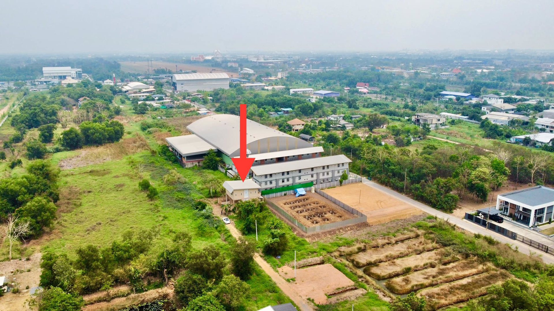 ขายด่วน-ขายถูก-ทาวน์เฮาส์-2หลัง-พื้นที่-80-ตรว