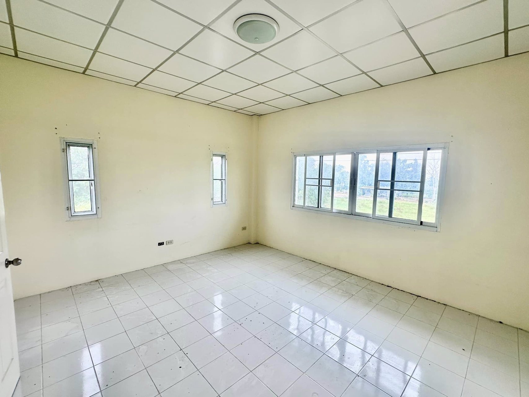 ขายด่วน-ขายถูก-ทาวน์เฮาส์-2หลัง-พื้นที่-80-ตรว