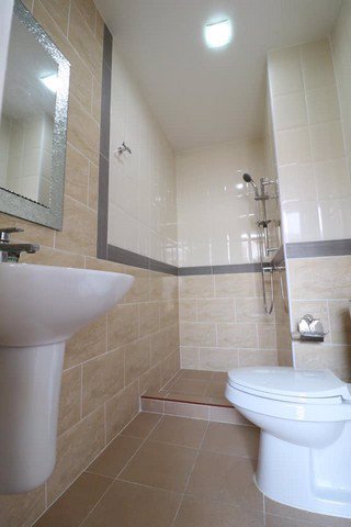 dd00006-ขายทาวน์เฮ้าส์-มบ-โกลเด้นทาวน์-ติวานนท์-งามวงศ์วาน-เนื้อที่-22-ตรว-ใกล้รถไฟฟ้าสายสีม่วง