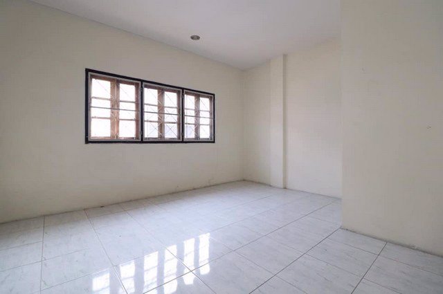 dd00003-ขายทาวน์เฮ้าส์-หมู่บ้านบุษบาวิลล์-ท่าอิฐ-เนื้อที่-165-ตรว-2-นอน-2-น้ำ