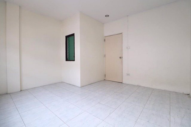 dd00003-ขายทาวน์เฮ้าส์-หมู่บ้านบุษบาวิลล์-ท่าอิฐ-เนื้อที่-165-ตรว-2-นอน-2-น้ำ