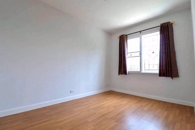 dd00002-ขายทาวน์เฮ้าส์-หมู่บ้านไทมส์-พระราม-5-บางศรีเมือง-พื้นที่-214-ตรว-4-ห้องนอน-3-ห้องน้ำ