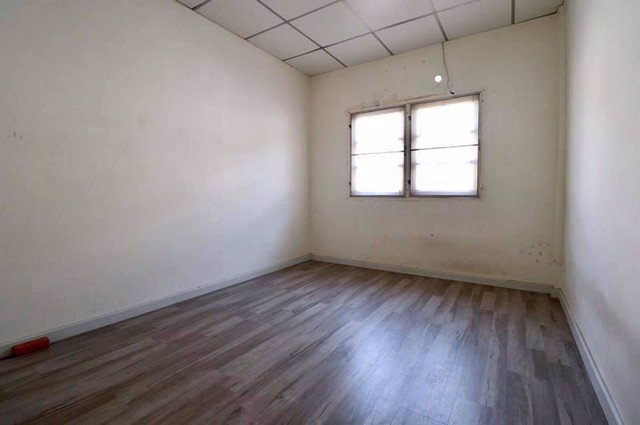 dd00012-ขายทาวน์เฮ้าวส์-หมู่บ้านบัวทองธานี-บางบัวทอง-พื้นที่-16-ตรว-2-ห้องนอน-2-ห้องน้ำ