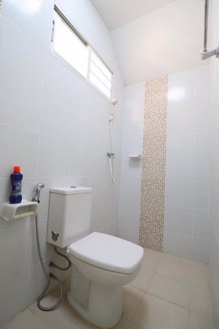 dd00017-ขายทาวน์เฮ้าส์-หมู่บ้านกาดดาเพลส-วงแหวน-ประชาอุทิศ-76-พื้นที่-402-ตรว-4-ห้องนอน-2-ห้องน้ำ