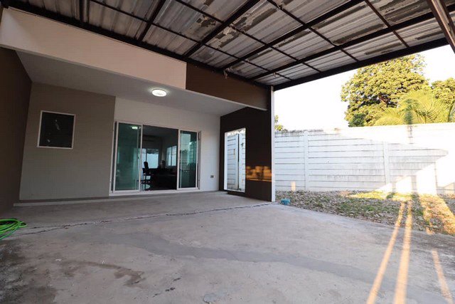 dd00027-ขายทาวน์เฮ้าส์-หมู่บ้านซิตี้เซนส์-เลี่ยงเมืองนนท์-พื้นที่-36-ตรว-3-ห้องนอน-2-ห้องน้ำ