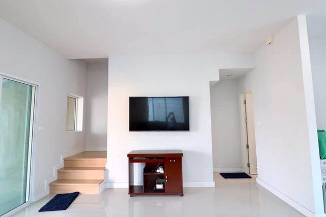 dd00027-ขายทาวน์เฮ้าส์-หมู่บ้านซิตี้เซนส์-เลี่ยงเมืองนนท์-พื้นที่-36-ตรว-3-ห้องนอน-2-ห้องน้ำ