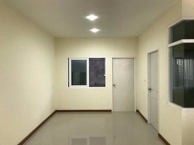 dd00032-ขายทาวน์เฮ้าส์-หมู่บ้านโกลเด้นอเวนิว-แจ้งวัฒนะ-ติวานนท์-พื้นที่-197-ตรว-3-นอน-2-น้ำ