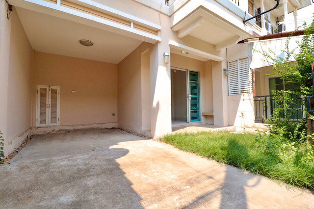 dd00037-ขายทาวน์เฮ้าส์-หมู่บ้านเดอะวิลล่า-รัตนาธิเบศร์-ราชพฤกษ์-ท่าอิฐ-พื้นที่-18-ตรว-3-นอน-2-น้ำ