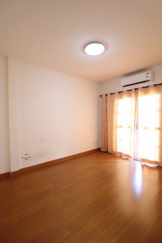 dd00037-ขายทาวน์เฮ้าส์-หมู่บ้านเดอะวิลล่า-รัตนาธิเบศร์-ราชพฤกษ์-ท่าอิฐ-พื้นที่-18-ตรว-3-นอน-2-น้ำ