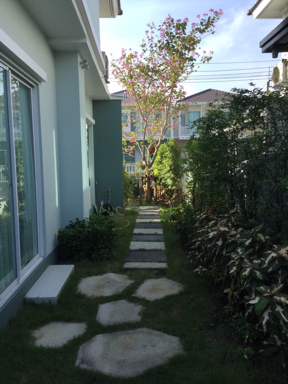 villaggio-บางนา-เทพารักษ์-land-houses