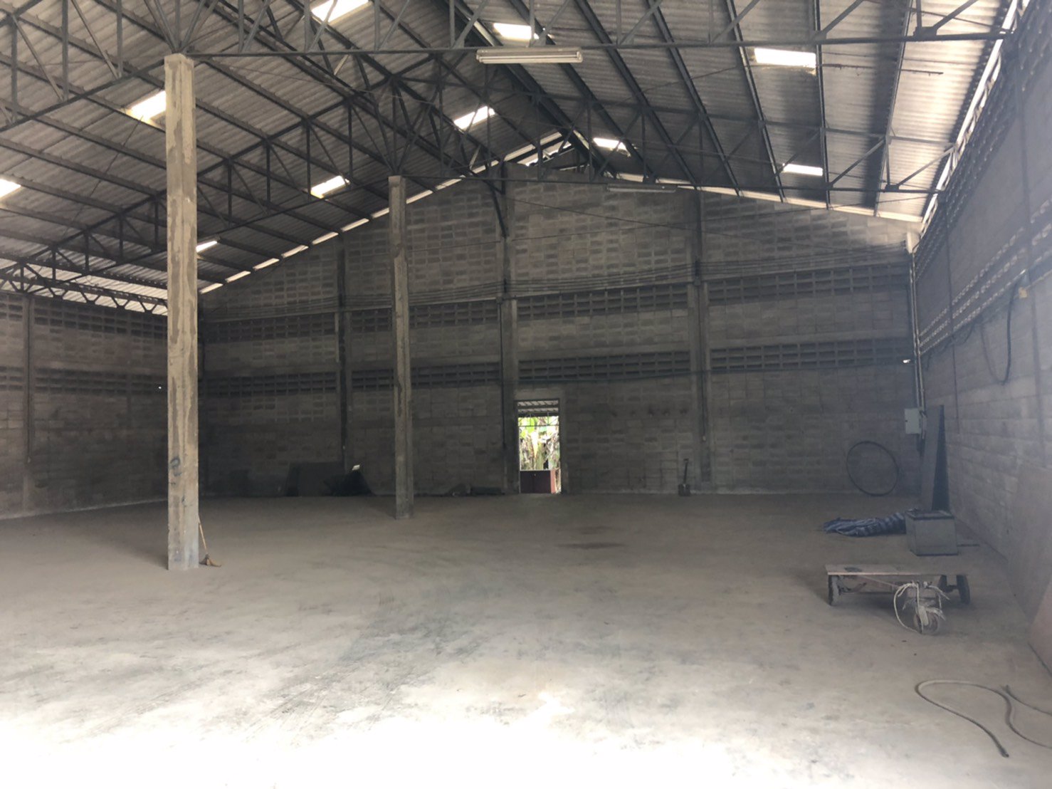 ให้เช่าที่ดินพร้อมสิ่งปลูกสร้าง-เนื้อที่-2-ไร่-68-ตารางวา-ติดถนนซอยเจริญพัฒนา-เขตมีนบุรี