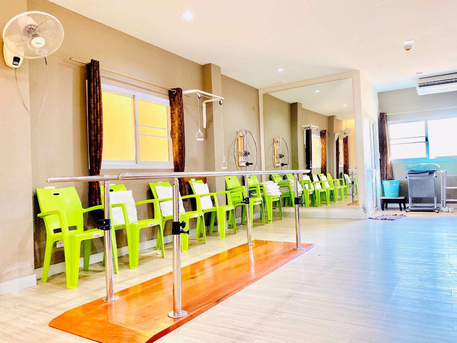 ขายที่ดินพร้อมกิจการ-ดูแลผู้สูงอายุ-ที่ตั้งเฉลิมพระเกียรติ-ร๙-ซอย28