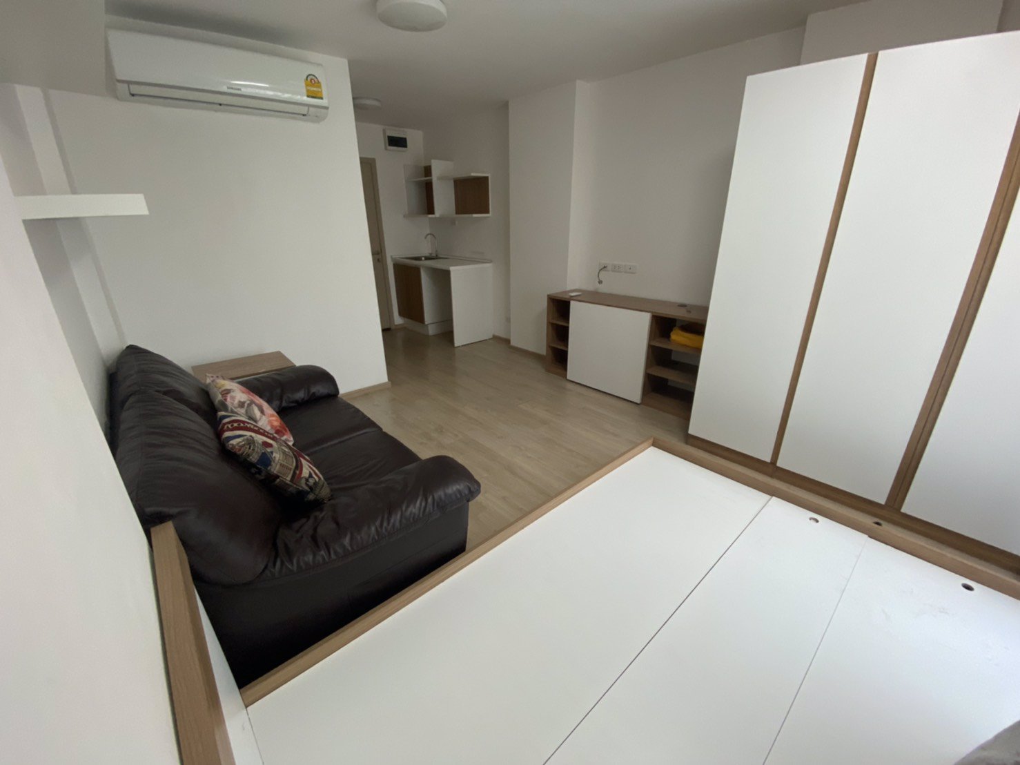 ขายคอนโด-เอลลิโอ-สุขุมวิท-64-ตึกa-ชั้น2-ห้อง-studio-ห้องมุม-