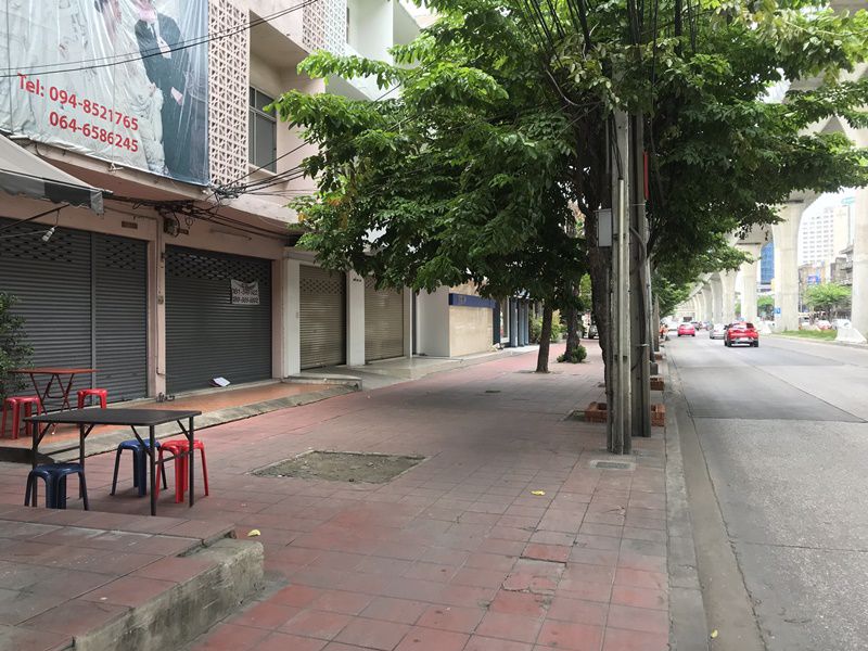 ขายตึก-อาคารพาณิชย์-ติดถนนใหญ่-เพชรเกษม-ราชพฤกษ์-ขายต่ำกว่าราคาประเมินแบงค์-ใกล้-bts-บางหว้า-ทำเลดี