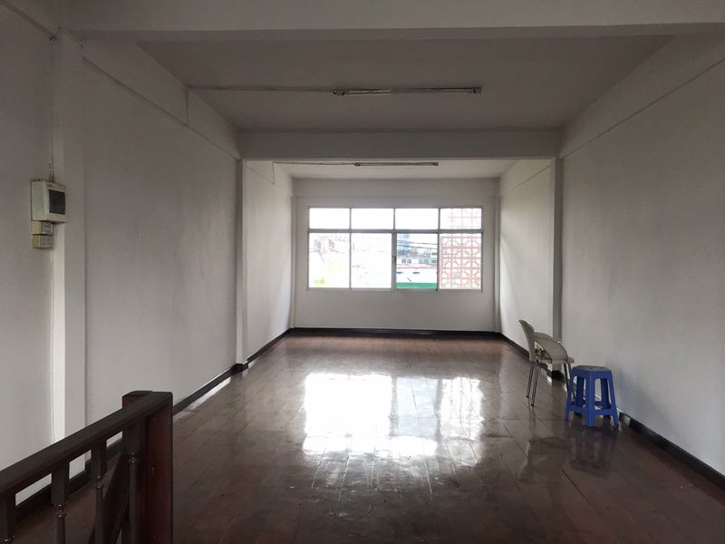 ขายตึก-อาคารพาณิชย์-ติดถนนใหญ่-เพชรเกษม-ราชพฤกษ์-ขายต่ำกว่าราคาประเมินแบงค์-ใกล้-bts-บางหว้า-ทำเลดี