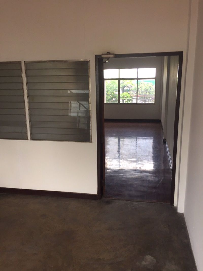 ขายตึก-อาคารพาณิชย์-ติดถนนใหญ่-เพชรเกษม-ราชพฤกษ์-ขายต่ำกว่าราคาประเมินแบงค์-ใกล้-bts-บางหว้า-ทำเลดี